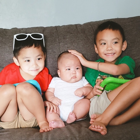 💗Meet your Posher💗 - Picture 2 of 5